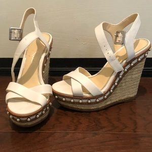 Jessica Simpson White Wedges